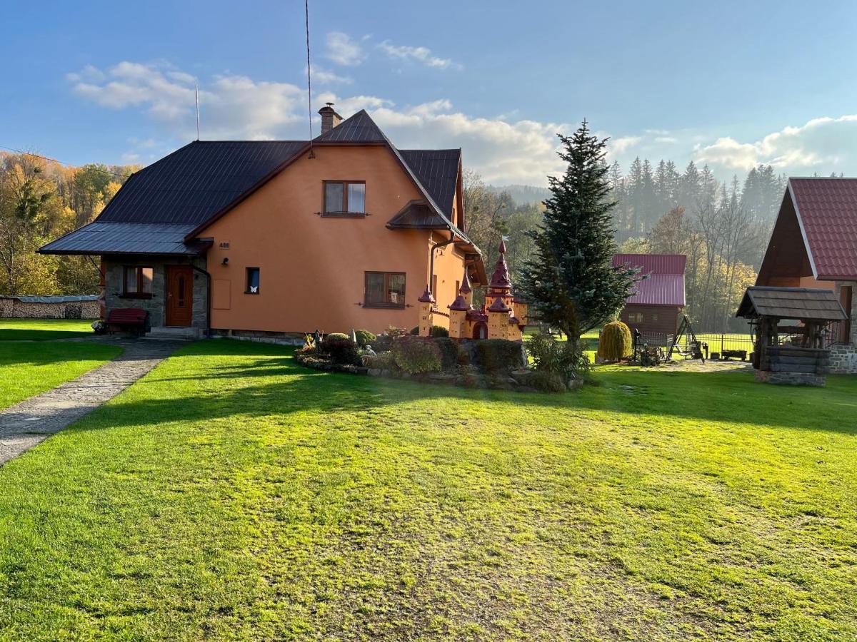Ubytovani U Hradecku Prostřední Bečva Exteriör bild